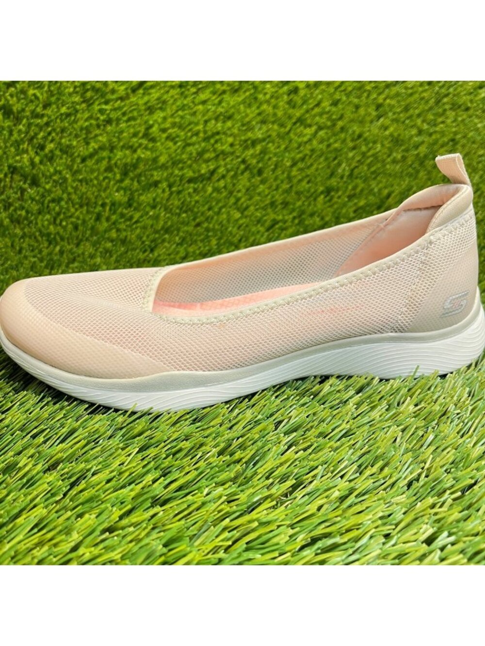 Skechers Microburst 2.0 Womens Size 6.5 Pink Casual Walking Slip-On Flats‎ Shoes